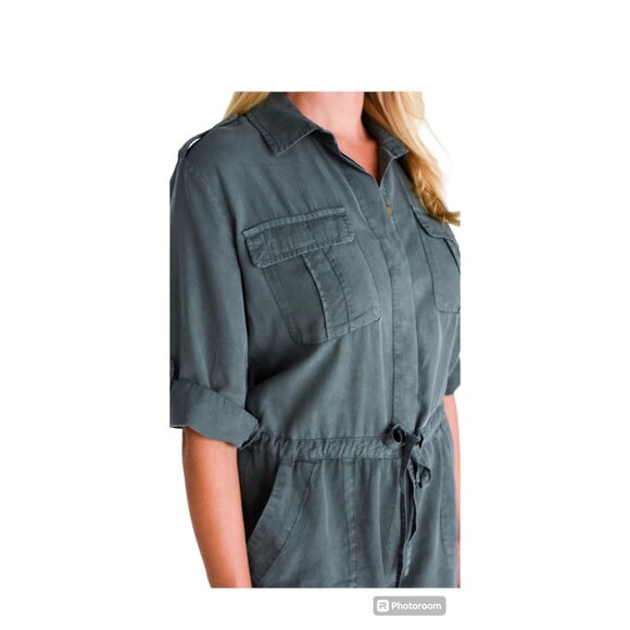Velvet Heart The Luba button-down utility romper - Picture 2 of 11